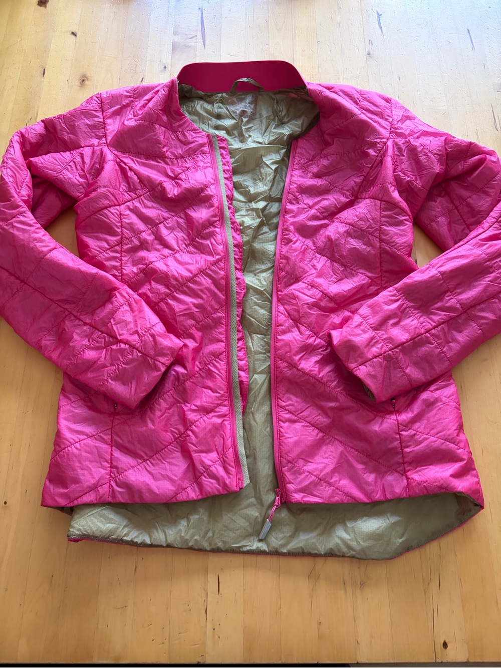 Mammut Women's Quilted Jacket in Bright Pink